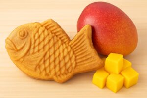 たい焼きとマンゴ（果物）